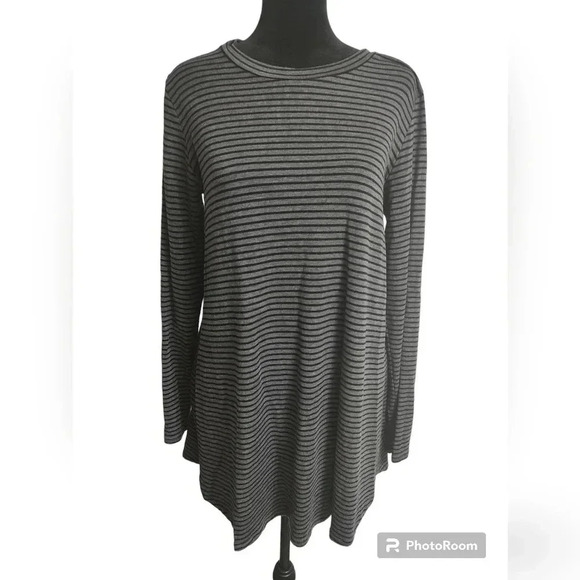 Eileen Fisher organic BOAT-NECK STRIPED TOP,  IN ASH/BLACK - Picture 4 of 8